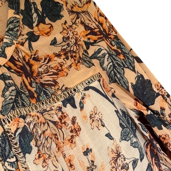 LUCKY Brand Button Top - Picture 8 of 11